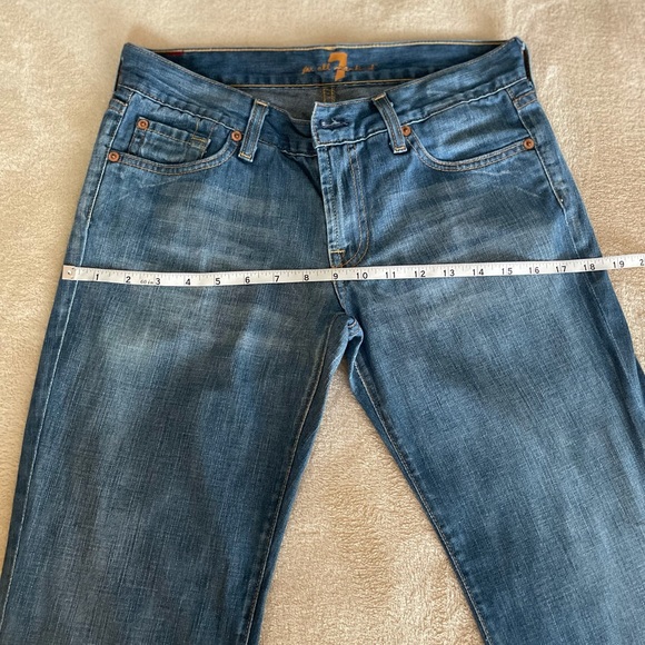 7 for All Mankind Blue Bootcut Lightwash Jeans - Size 28 - Picture 6 of 11